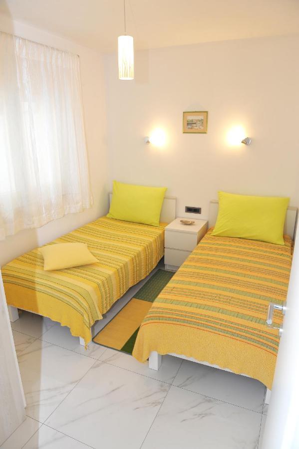 Ondina Apartments พูลา ภายนอก รูปภาพ