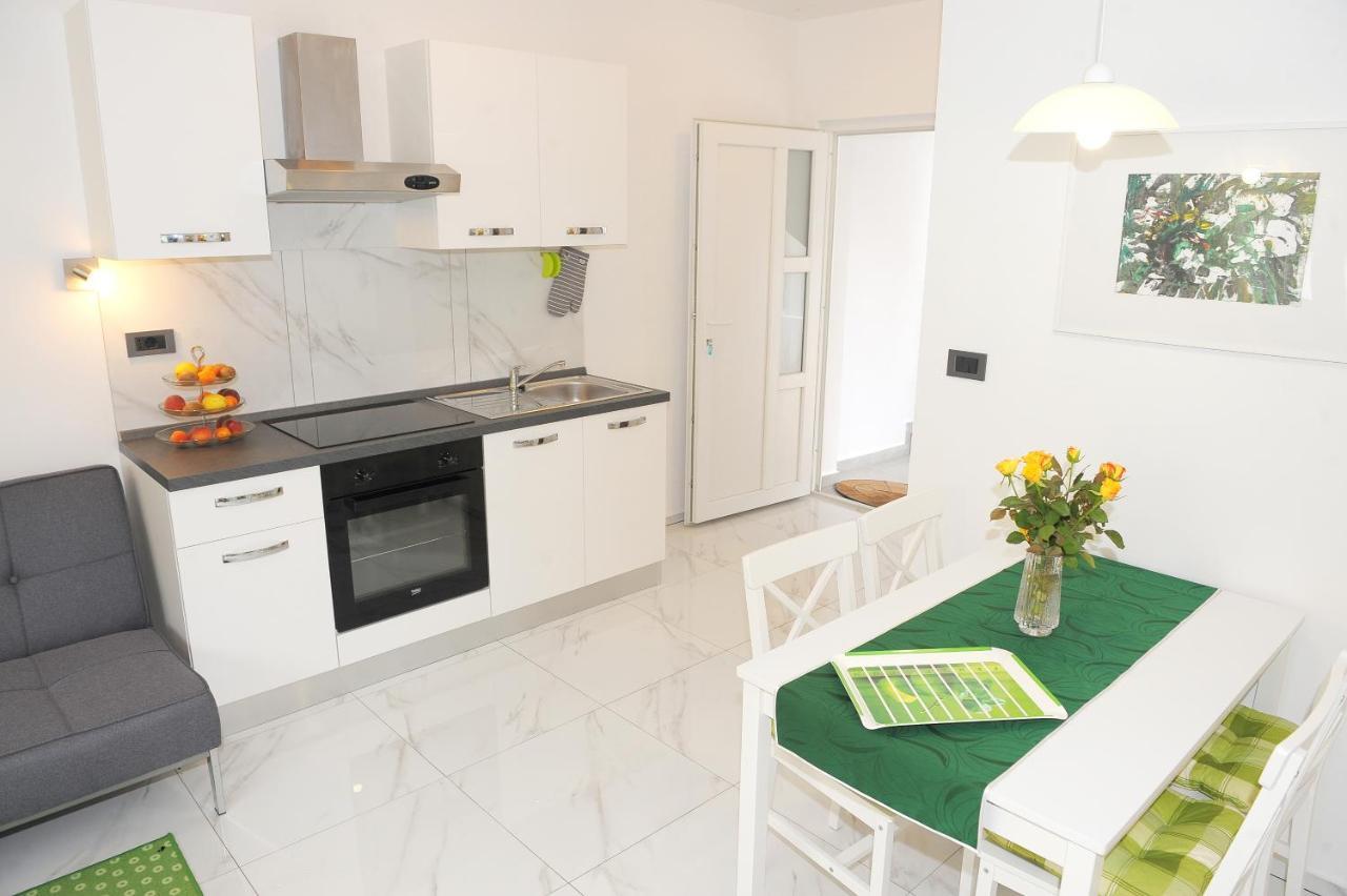 Ondina Apartments พูลา ภายนอก รูปภาพ