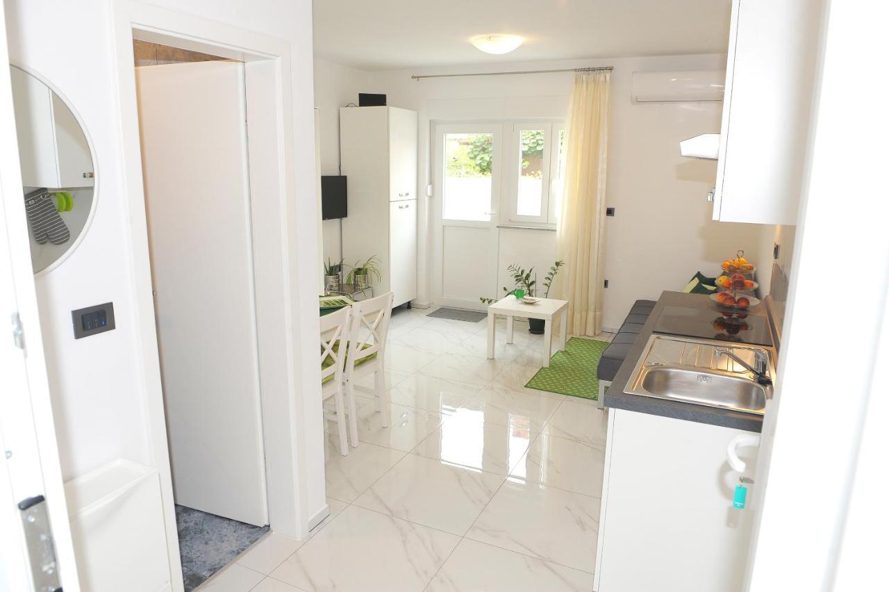 Ondina Apartments พูลา ภายนอก รูปภาพ